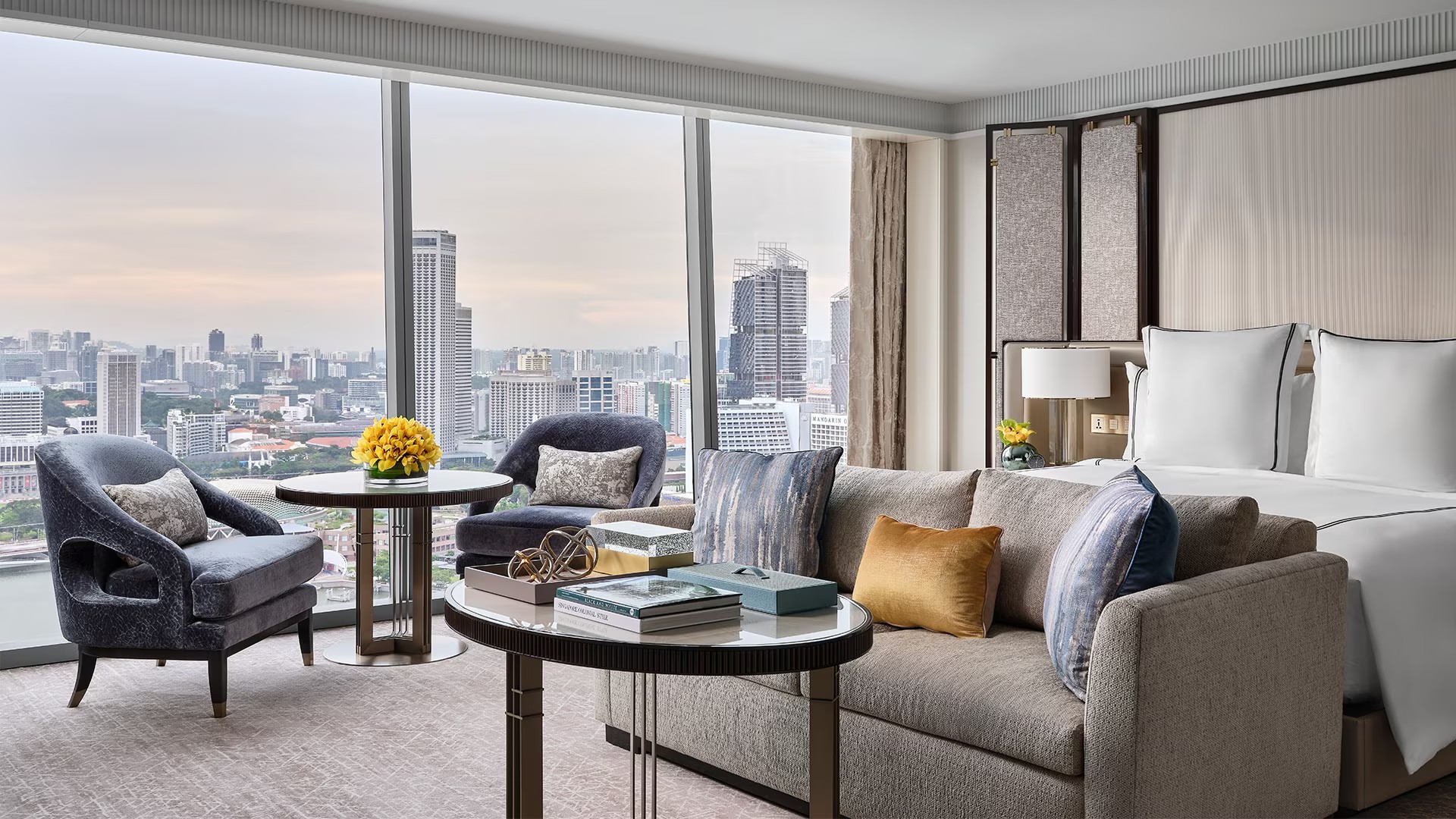 Guestroom furniture 